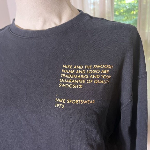 Nike Other - Nike Sportswear Swoosh 1972 Crewneck Sweatshirt Black Gold Print Men's XL Unisex